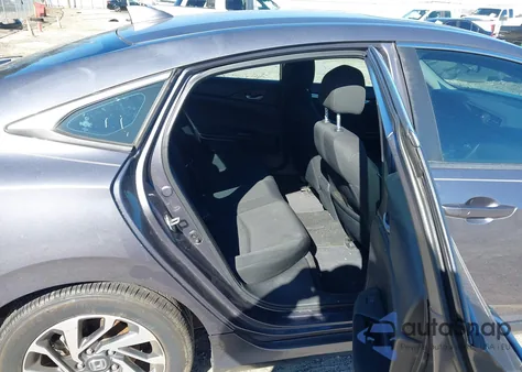 2017 Honda Civic Ex z USA, uszkodzony, nr VIN 19XFC2F77HE077887